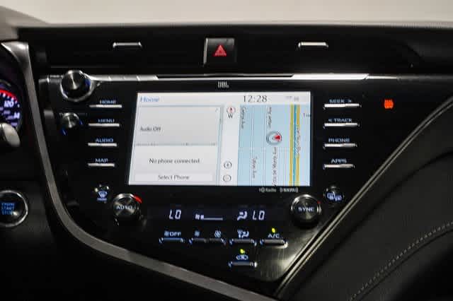 Thumbnail: 2019 Toyota Camry - 15