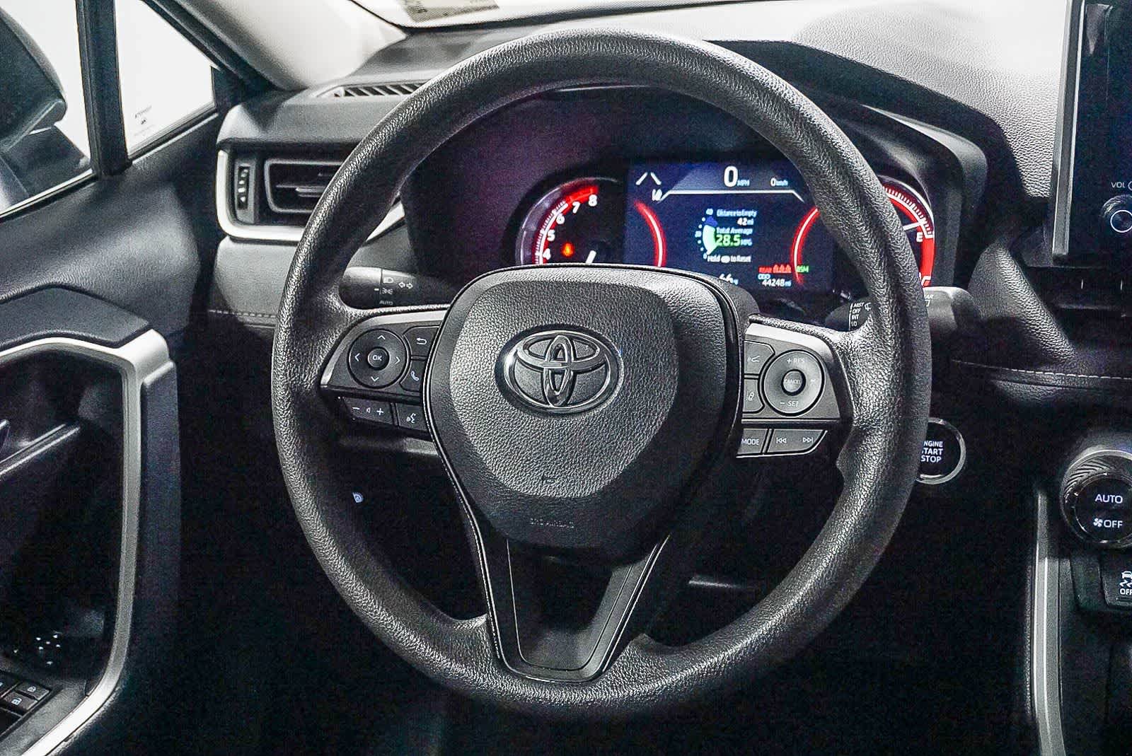 Thumbnail: 2024 Toyota RAV4 - 16