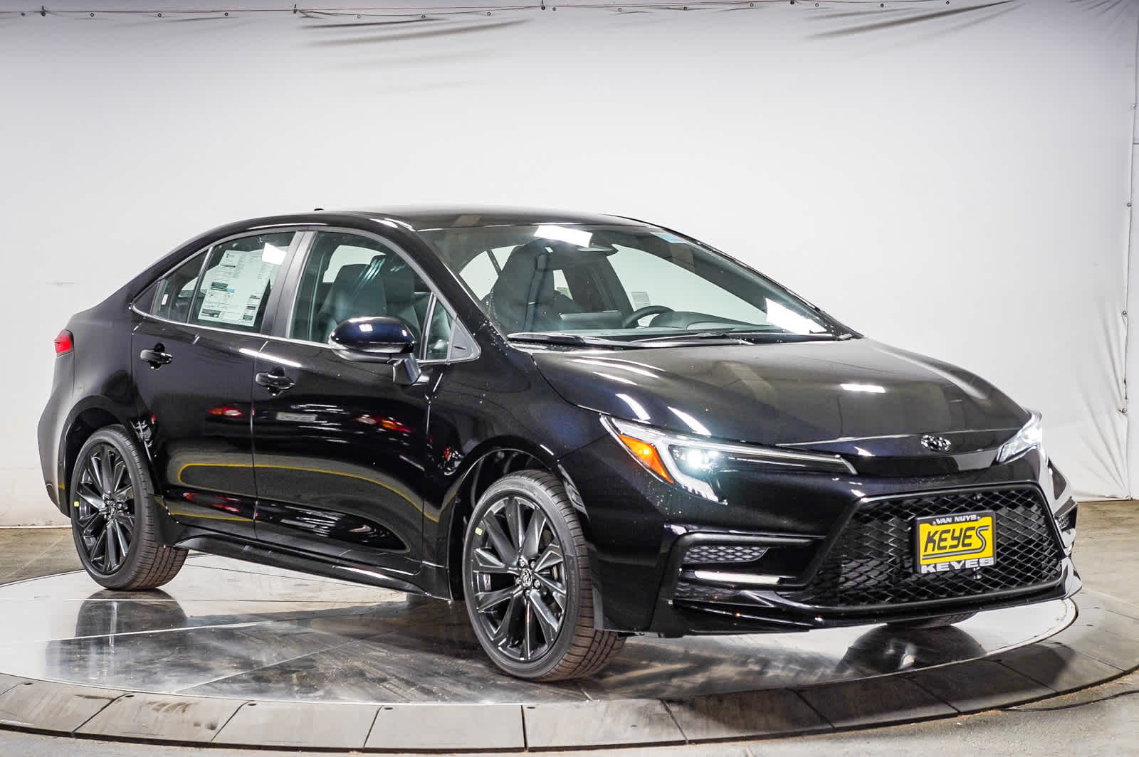 Thumbnail: 2025 Toyota Corolla - 5
