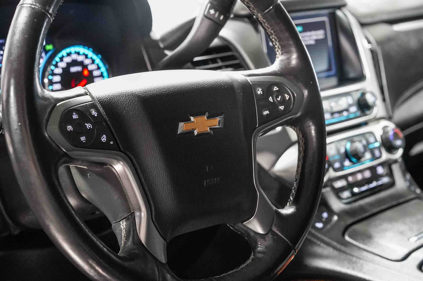 Thumbnail: 2018 Chevrolet Suburban - 21