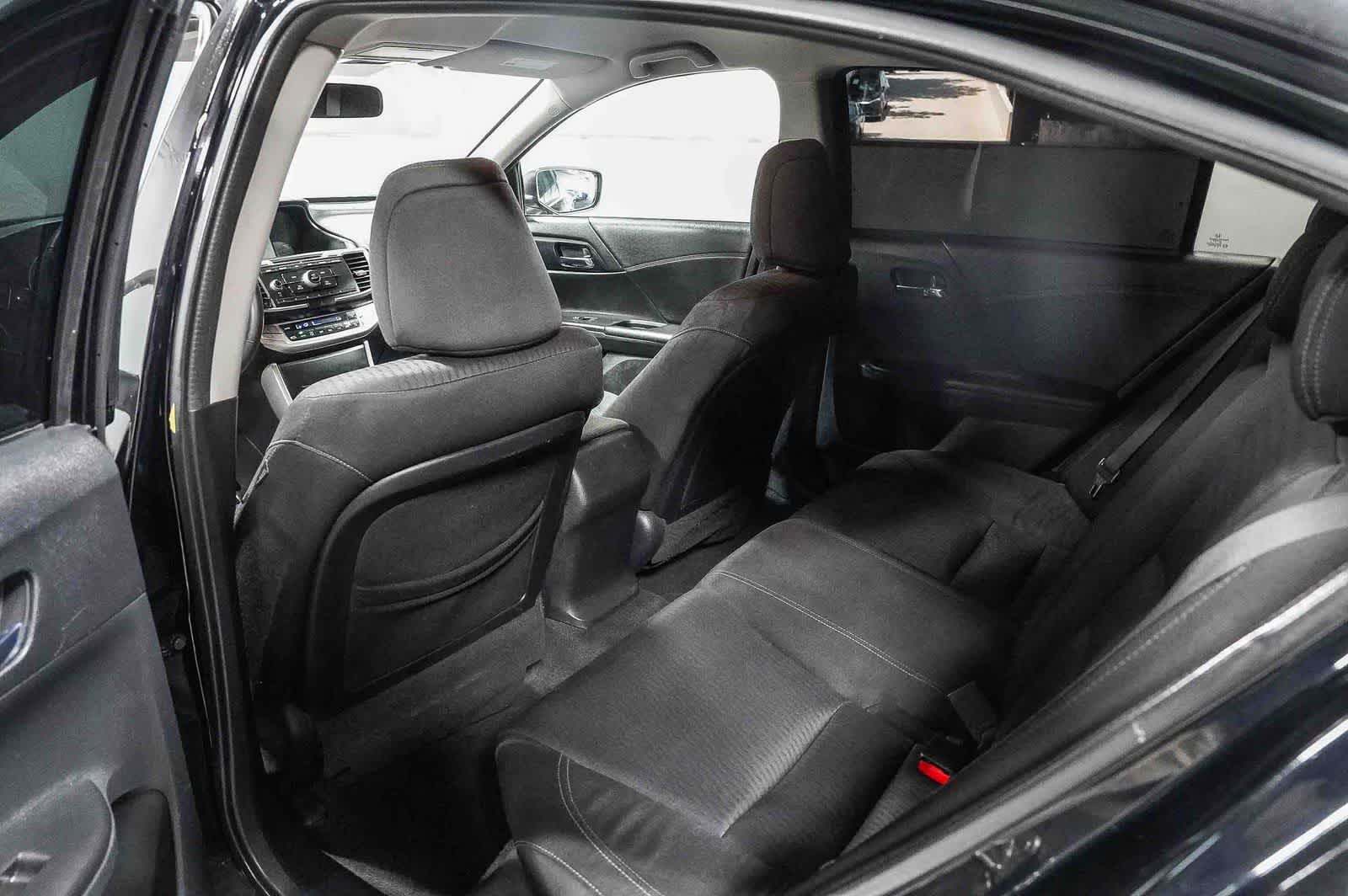 Thumbnail: 2013 Honda Accord - 18