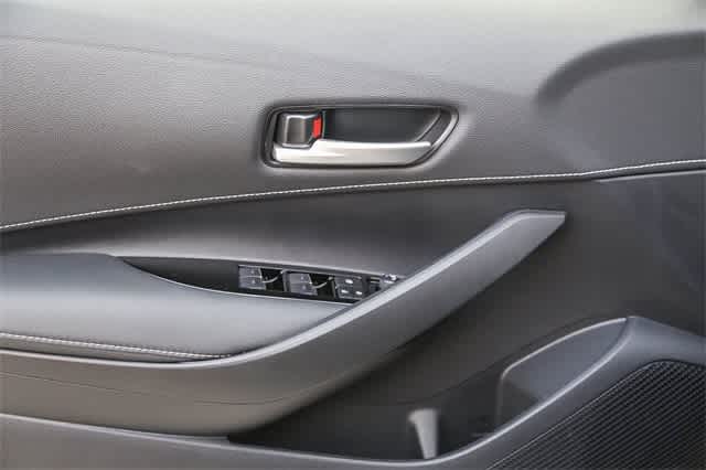 Thumbnail: 2025 Toyota Corolla - 20