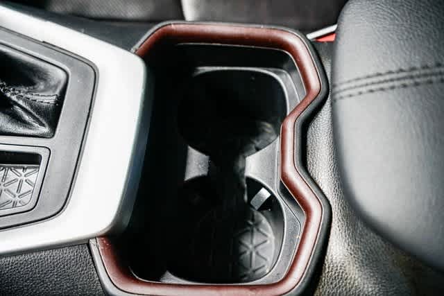 Thumbnail: 2019 Toyota RAV4 - 24