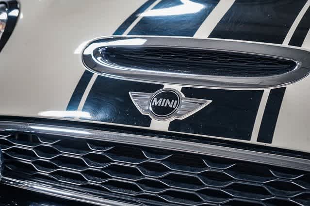 Thumbnail: 2015 MINI Cooper Hardtop - 8