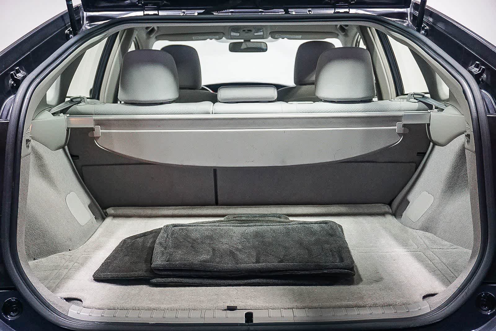 Thumbnail: 2013 Toyota Prius - 26