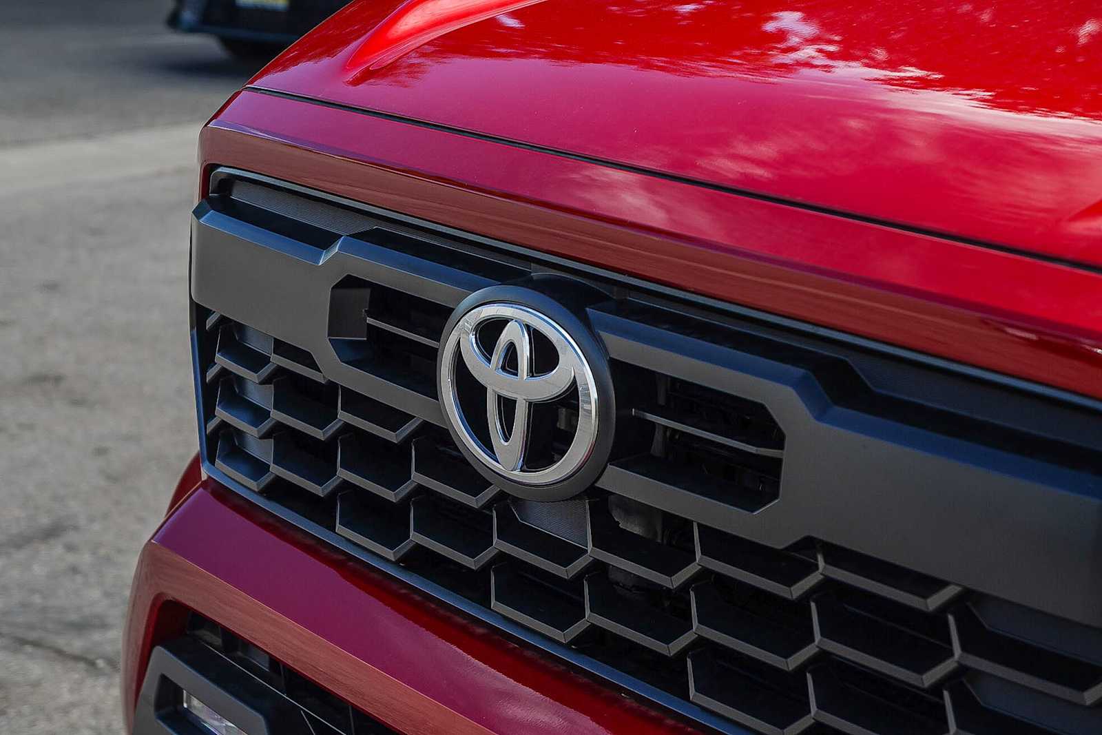 Thumbnail: 2025 Toyota Tacoma - 9