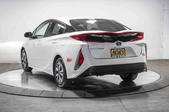Thumbnail: 2018 Toyota Prius Prime - 3