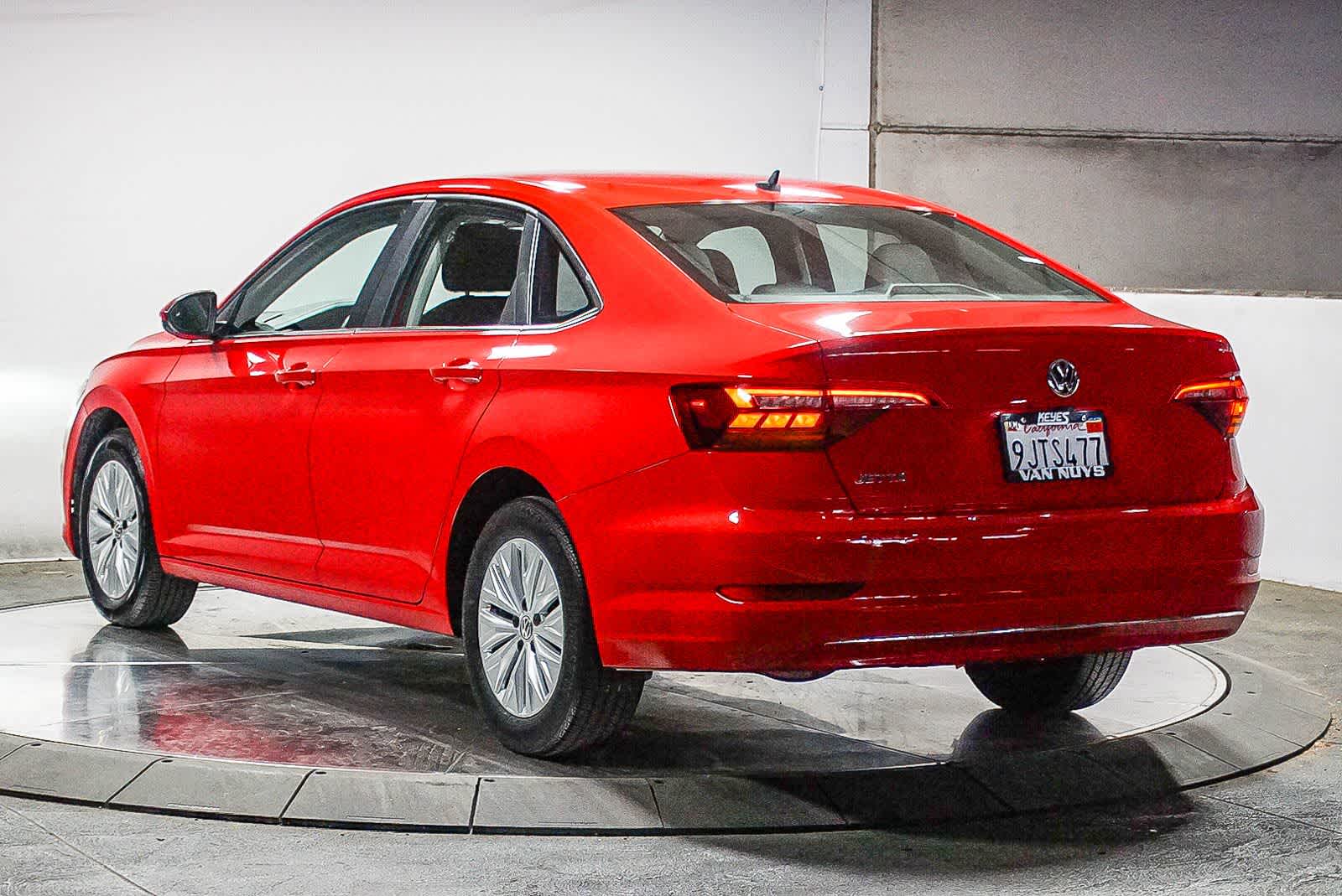 Thumbnail: 2019 Volkswagen Jetta - 8