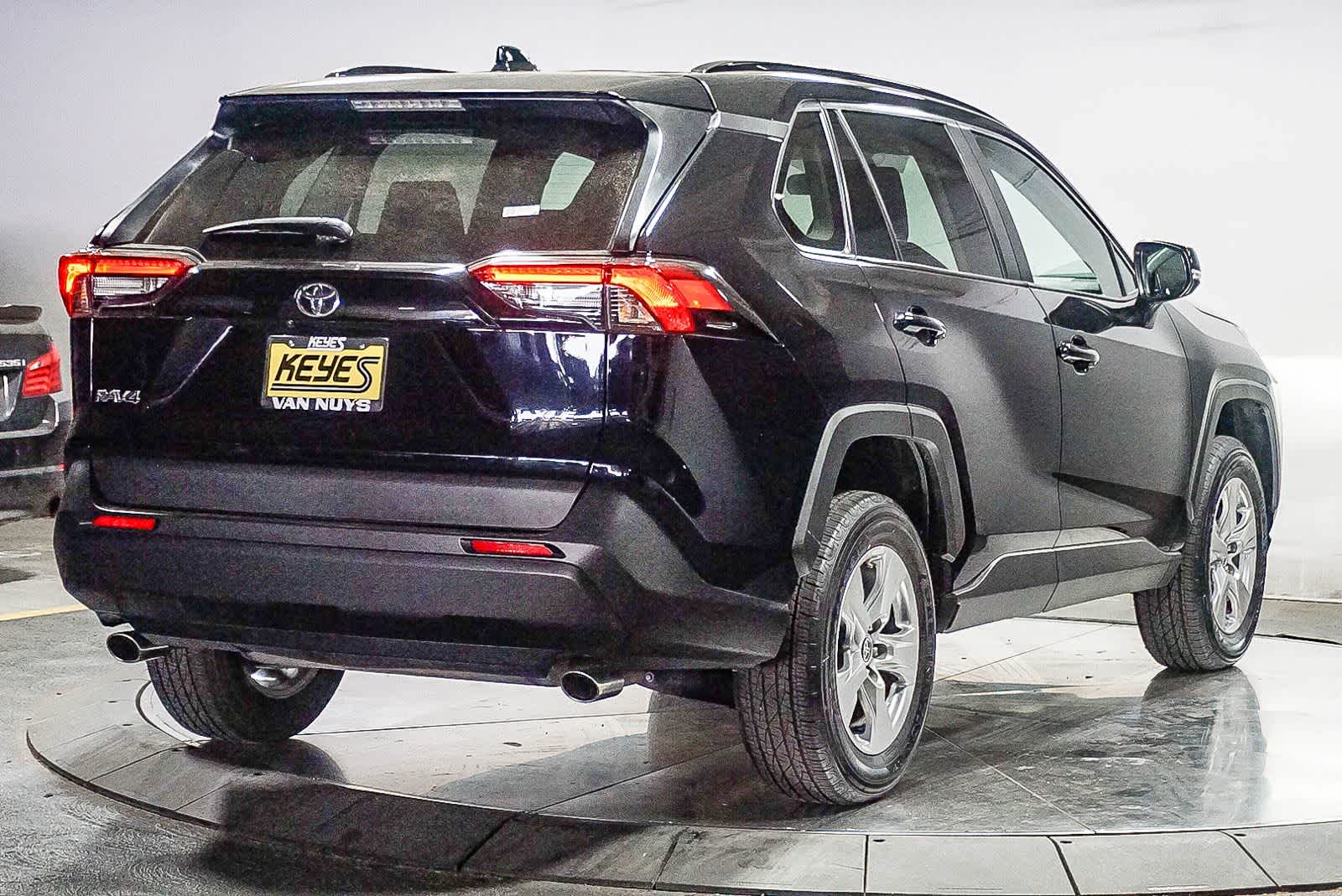 Thumbnail: 2024 Toyota RAV4 - 10