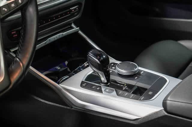 Thumbnail: 2022 BMW 3 Series - 24