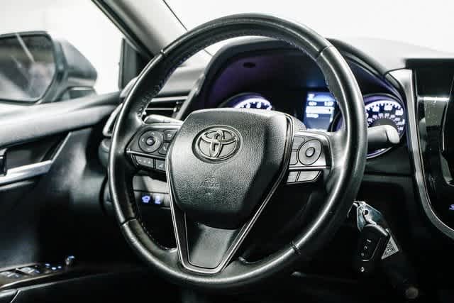 Thumbnail: 2023 Toyota Camry - 15