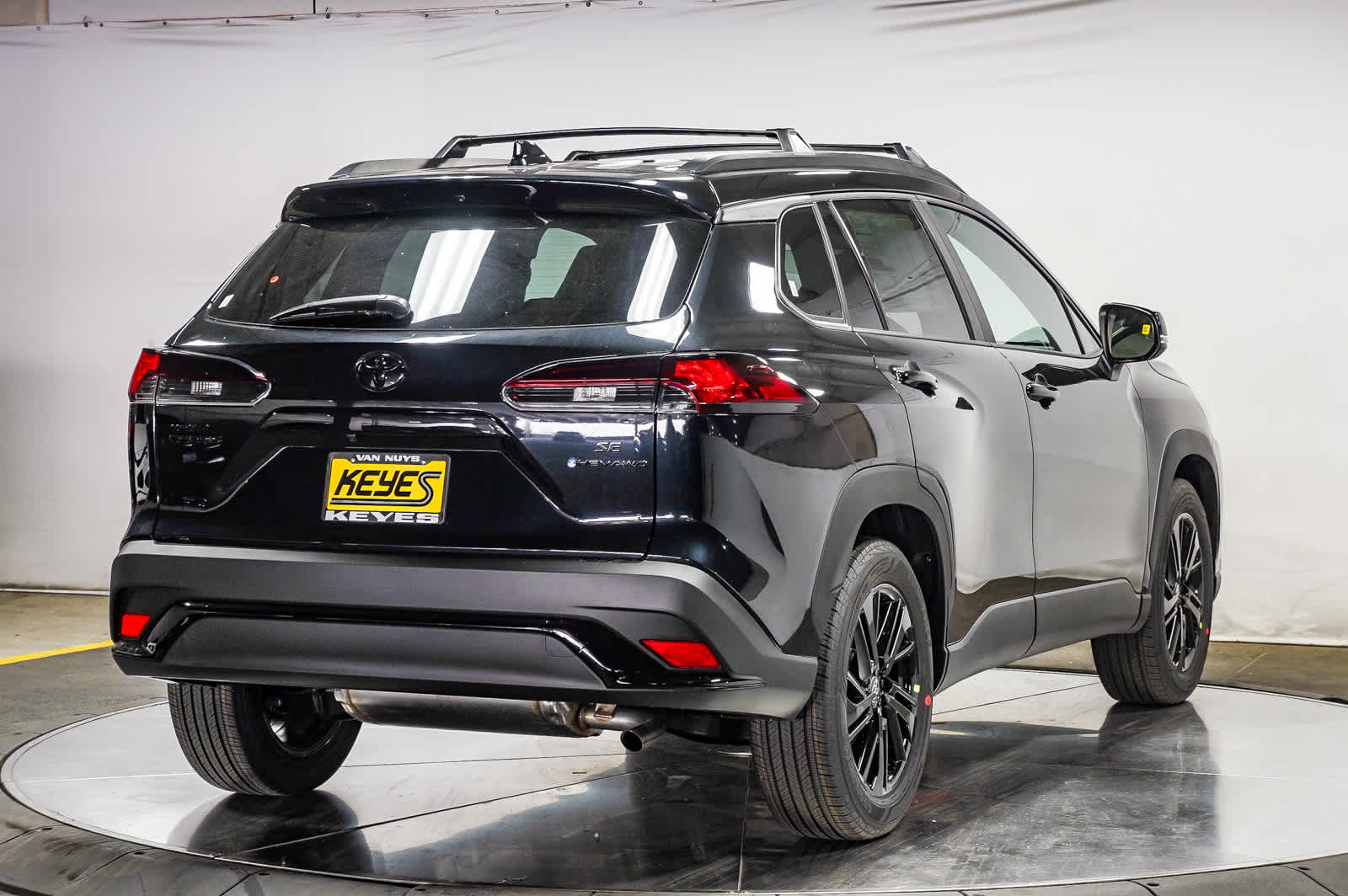 Thumbnail: 2025 Toyota Corolla Cross - 4