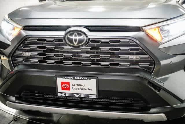 Thumbnail: 2019 Toyota RAV4 - 9