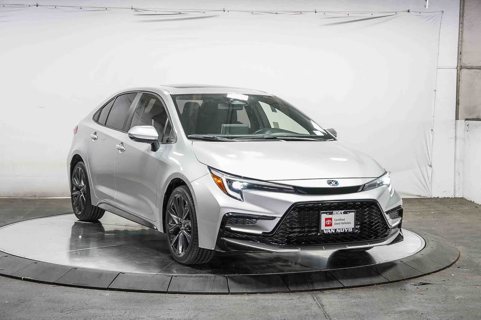 Thumbnail: 2025 Toyota Corolla - 6