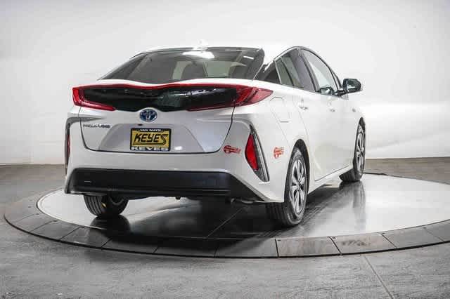 Thumbnail: 2018 Toyota Prius Prime - 5