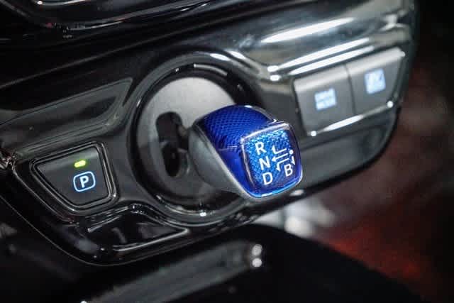 2017 Toyota Prius Four 22