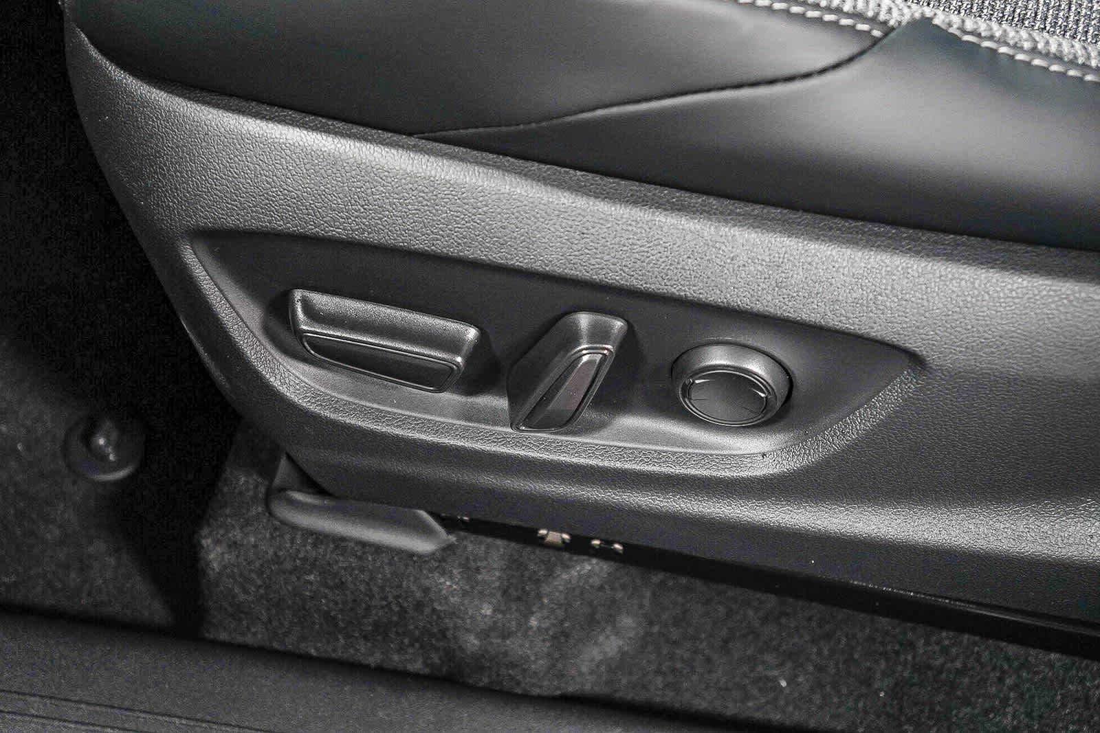 Thumbnail: 2026 Toyota bZ - 25