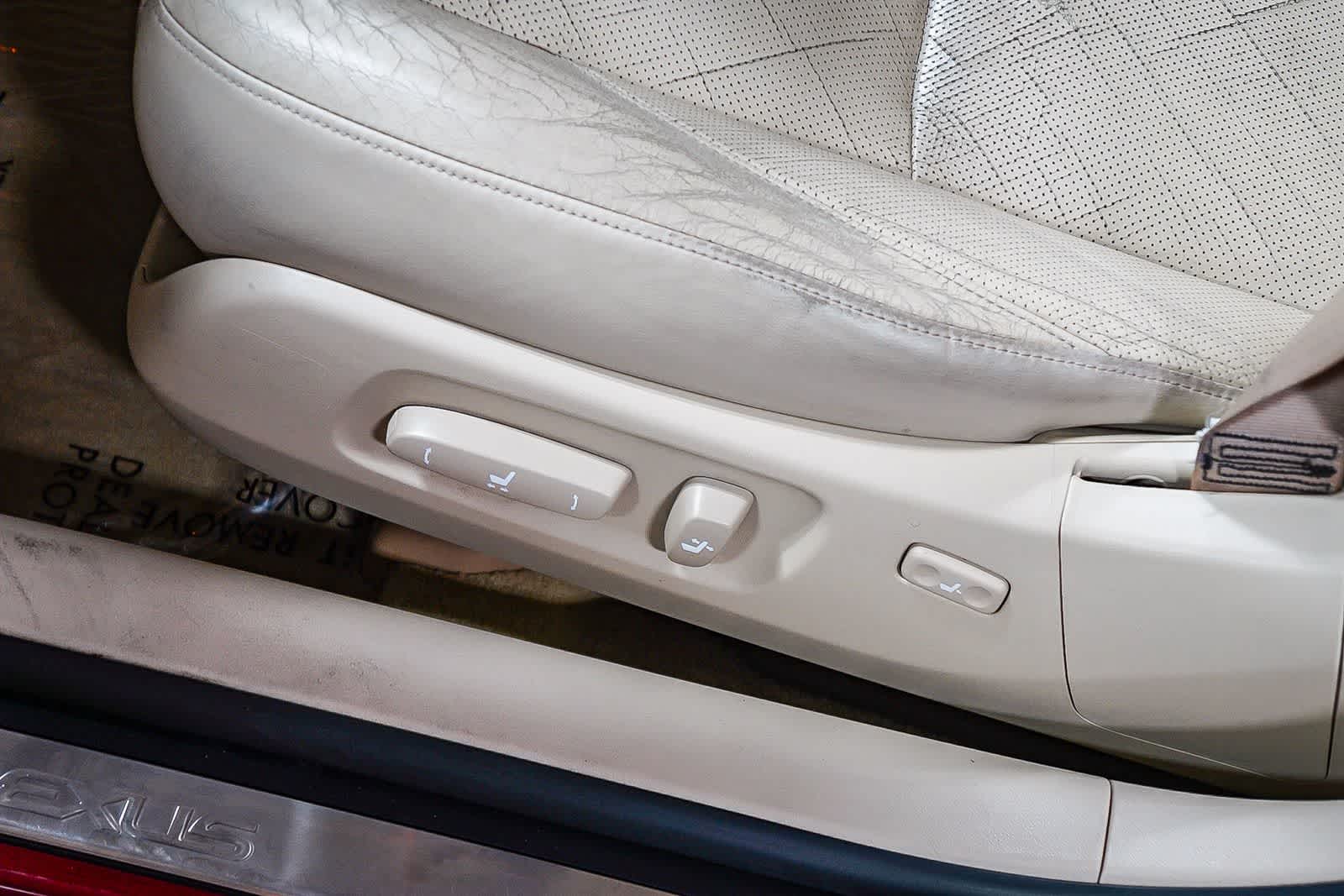 Thumbnail: 2010 Lexus ES - 24