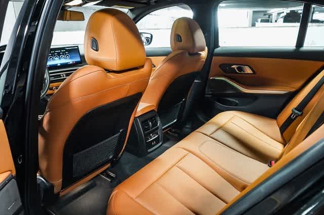 2023 BMW 3 Series 330e 19
