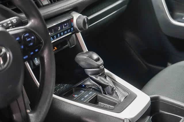 Thumbnail: 2021 Toyota RAV4 - 23