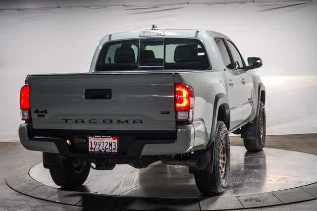 Thumbnail: 2022 Toyota Tacoma - 4