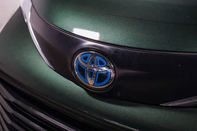 2024 Toyota Sienna LE 8