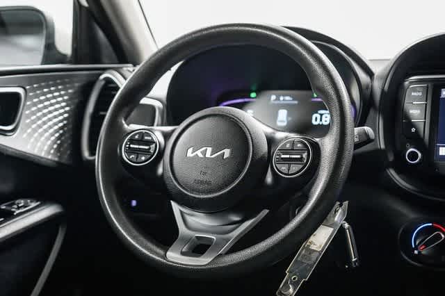 2023 Kia Soul LX 15