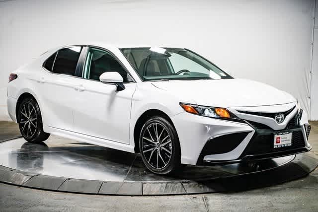 Thumbnail: 2024 Toyota Camry - 6