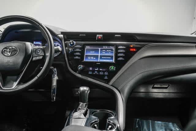 Thumbnail: 2020 Toyota Camry - 14
