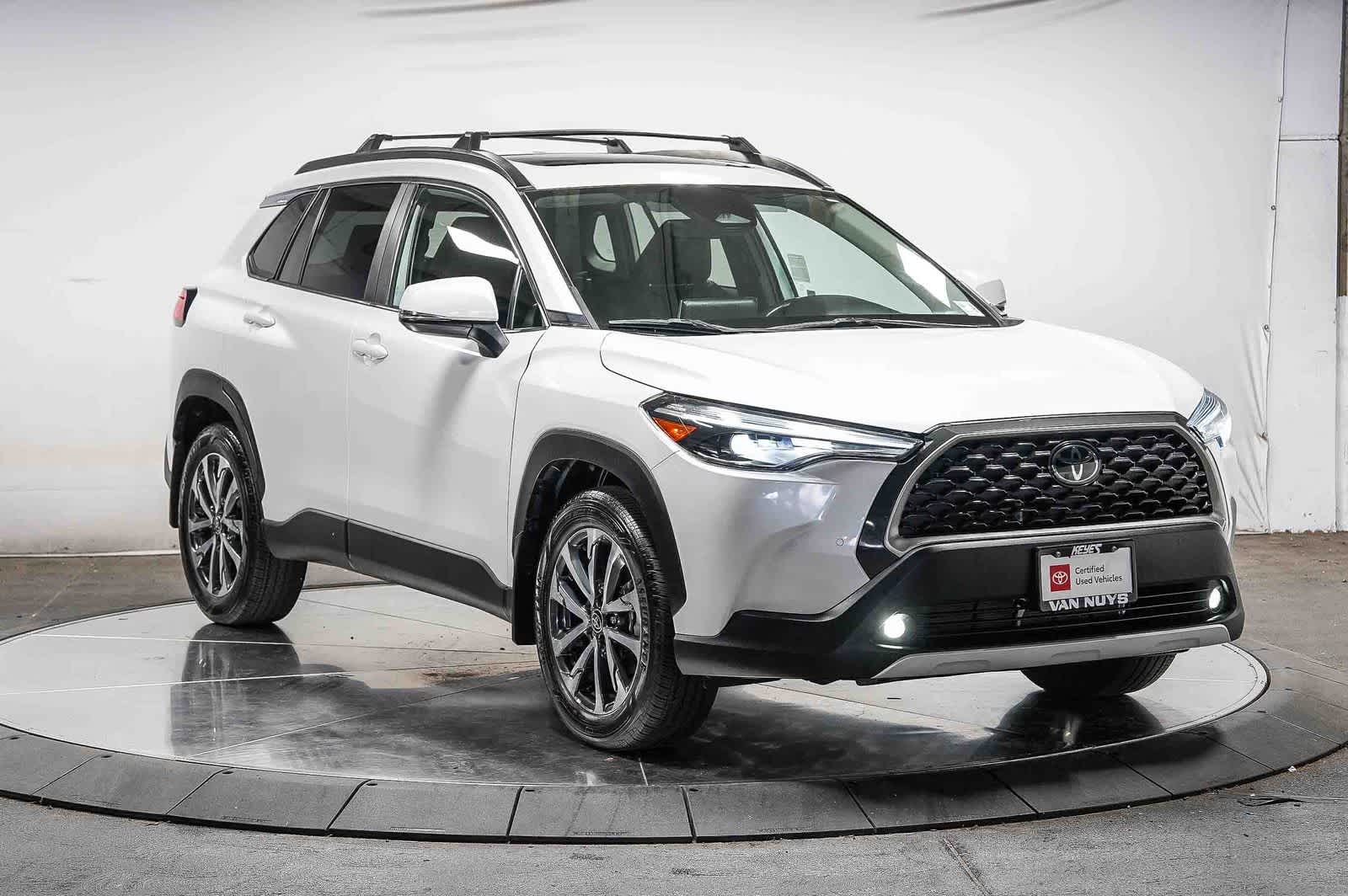 Thumbnail: 2023 Toyota Corolla Cross - 6