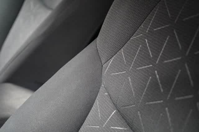 Thumbnail: 2021 Toyota RAV4 - 20