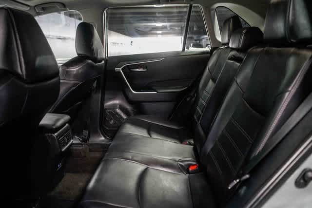 Thumbnail: 2022 Toyota RAV4 - 19