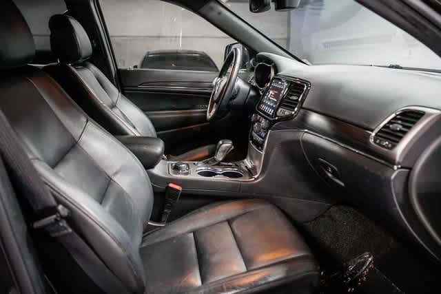 Thumbnail: 2021 Jeep Grand Cherokee - 16