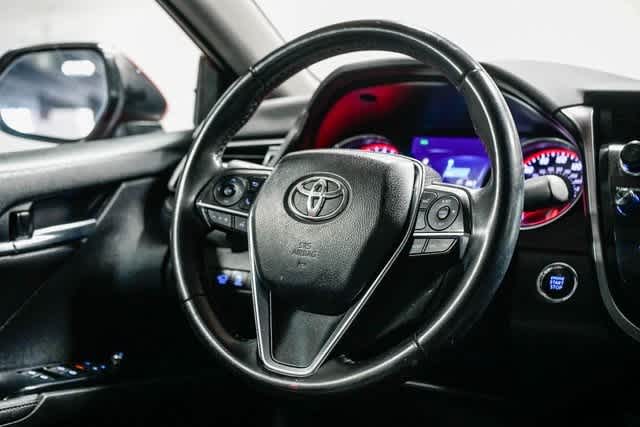 Thumbnail: 2019 Toyota Camry - 15