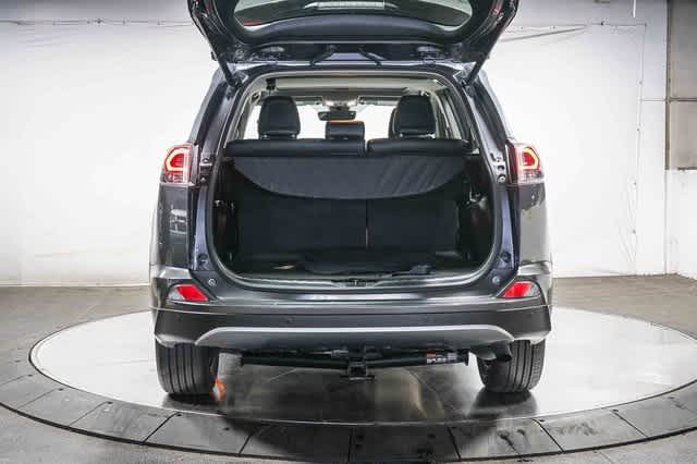 Thumbnail: 2017 Toyota RAV4 - 27