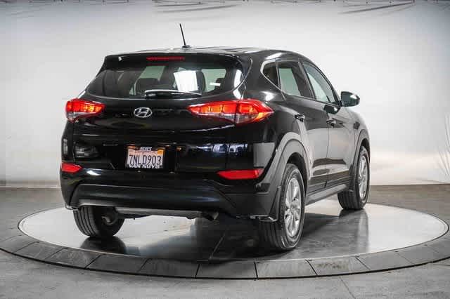 Thumbnail: 2016 Hyundai Tucson - 4