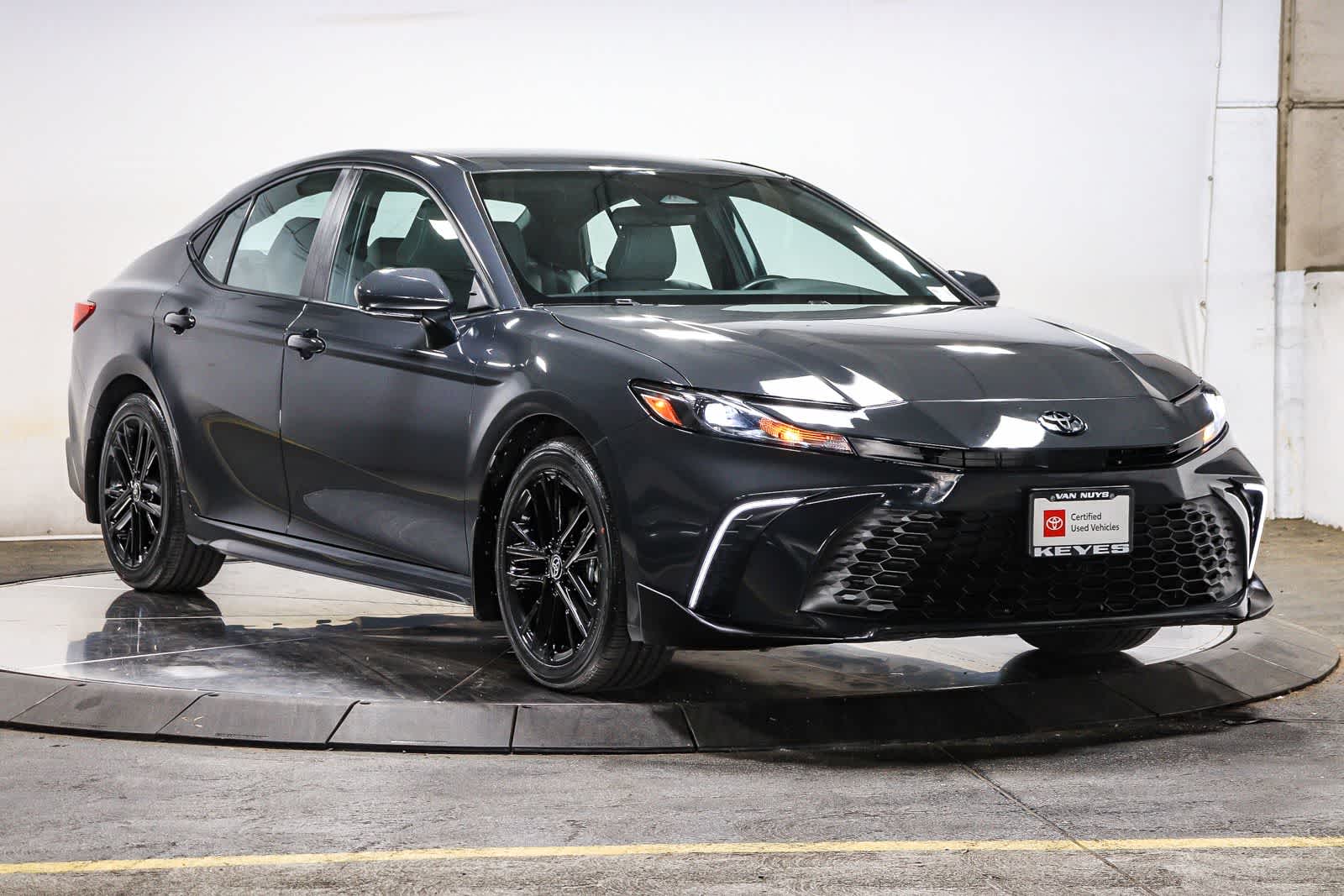 Thumbnail: 2025 Toyota Camry - 6
