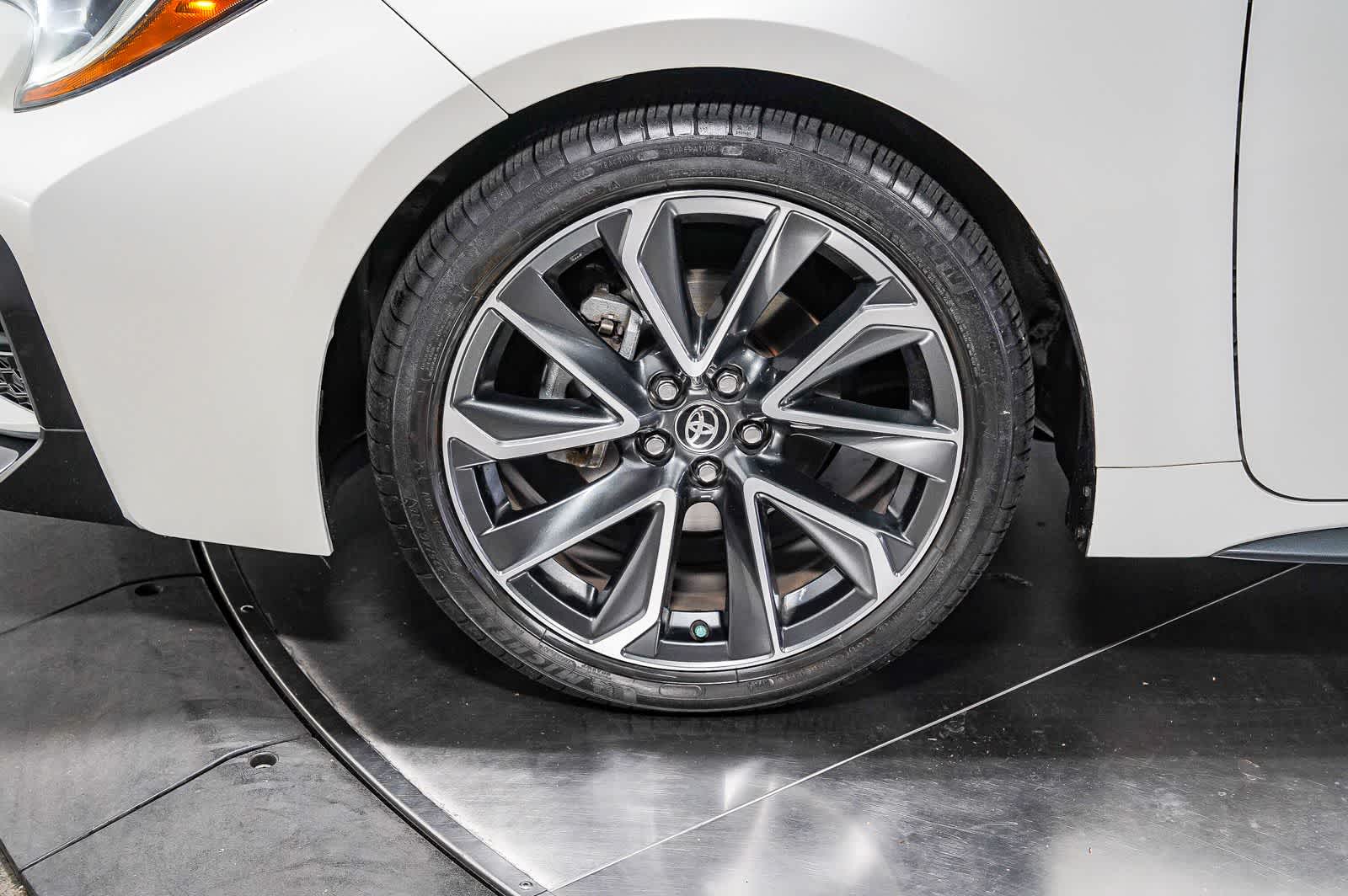 Thumbnail: 2021 Toyota Corolla - 9