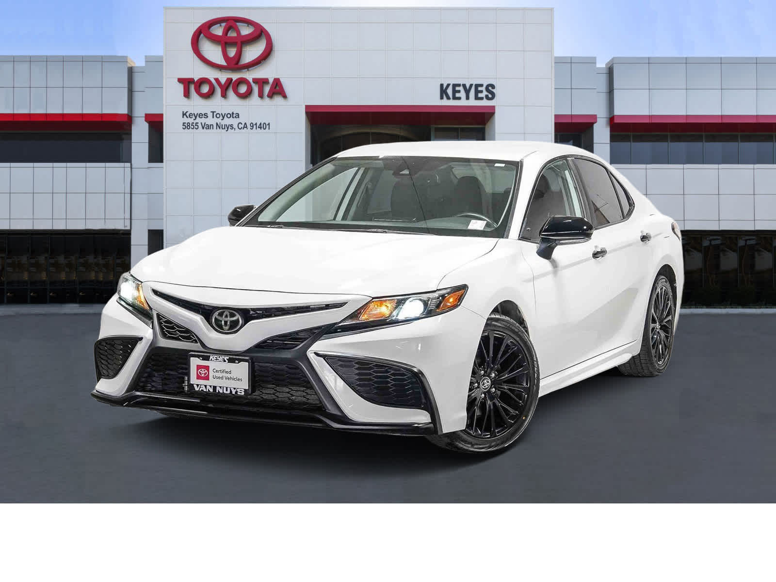 2021 Toyota Camry SE -
                  Van Nuys, CA