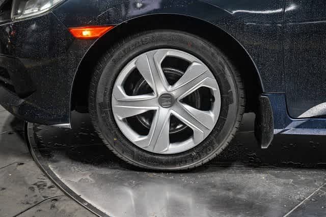 Thumbnail: 2017 Honda Civic - 9