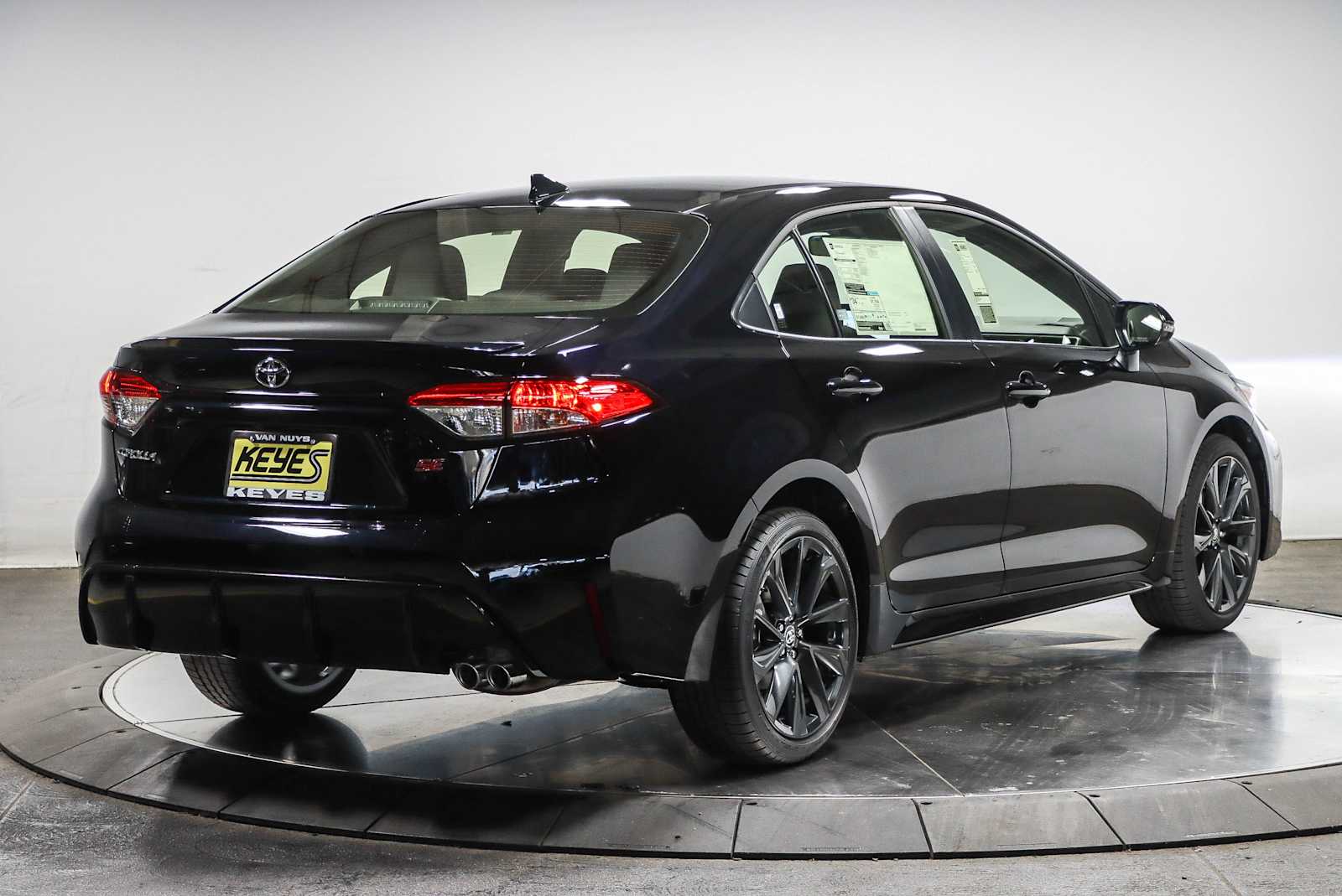2025 Toyota Corolla SE 4