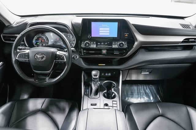 2023 Toyota Highlander XLE 13