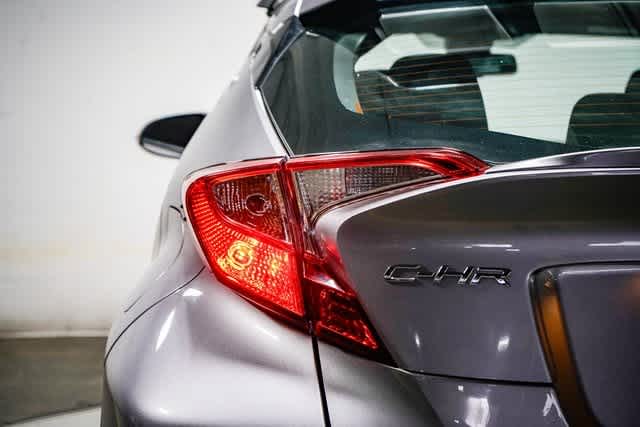 Thumbnail: 2018 Toyota C-HR - 10