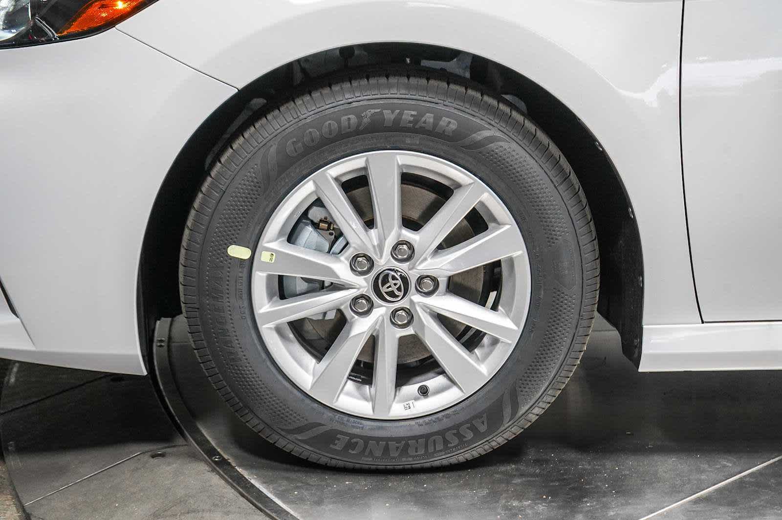 Thumbnail: 2026 Toyota Camry - 9