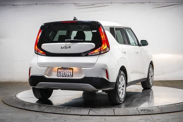 2023 Kia Soul LX 4