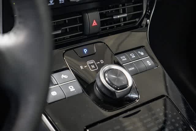 2024 Toyota bZ4X Limited 25