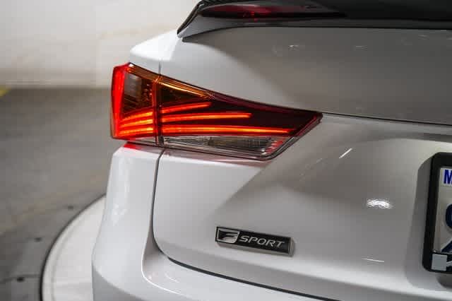 Thumbnail: 2017 Lexus IS - 11