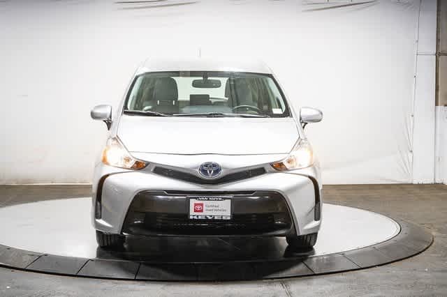 Thumbnail: 2015 Toyota Prius v - 6