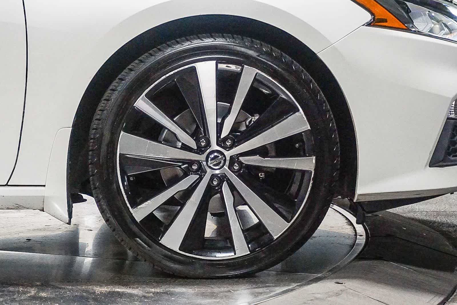 Thumbnail: 2020 Nissan Altima - 6