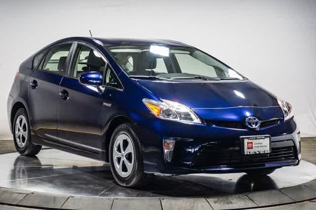 Thumbnail: 2015 Toyota Prius - 6